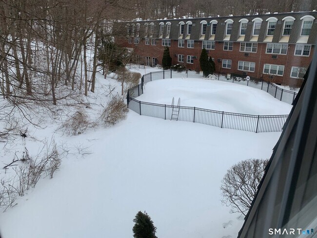 Building Photo - 34 A Padanaram Rd