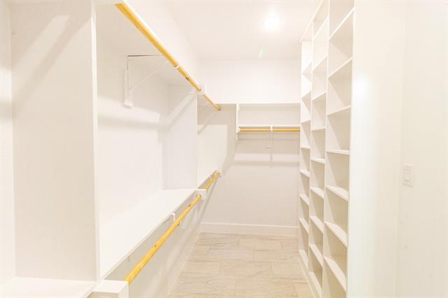 Building Photo - 536 Highview Ct