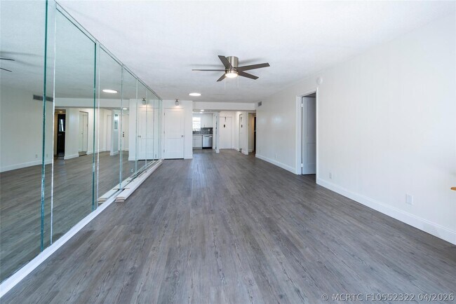 Building Photo - 6100 NW 44th St