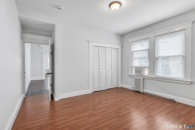 Building Photo - 64 Brownell St