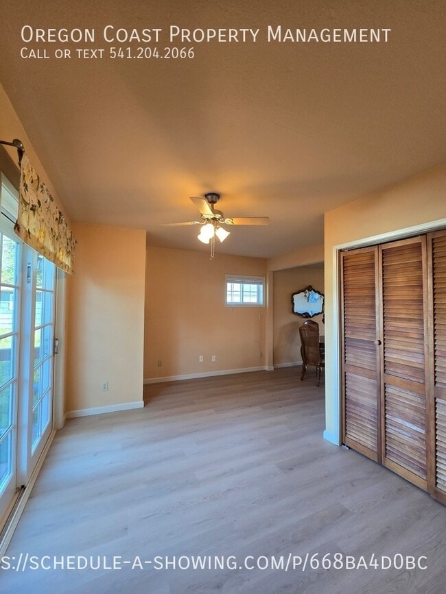 Building Photo - 1441 NW 20th St