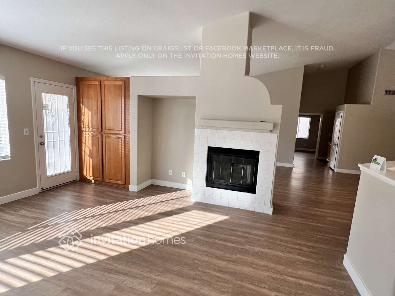 Building Photo - 1897 Longmeadow St