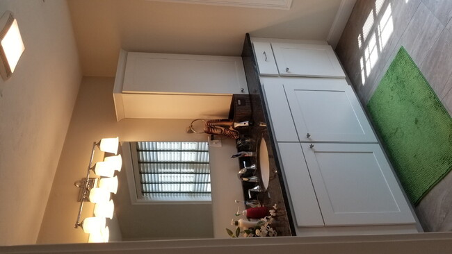 Building Photo - Luxurious 4bd/2.5ba house in quiet Boston neighborhood