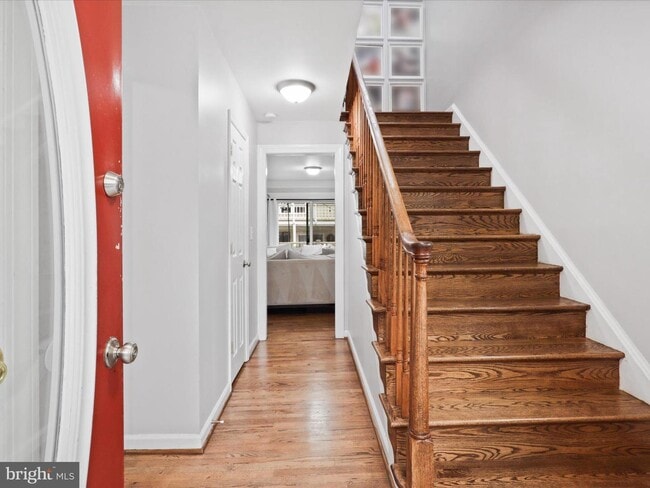 Building Photo - 8324 2nd Ave