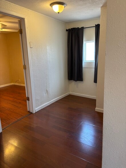 Building Photo - 730 W Fillmore St