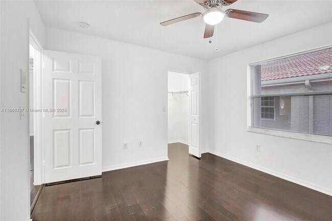 Building Photo - 15421 SW 18th St