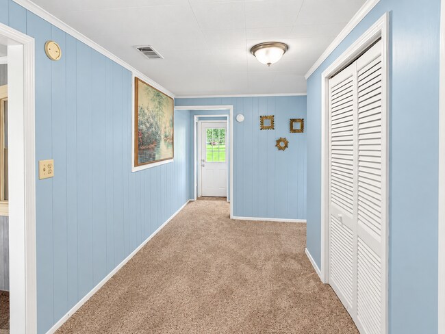 Building Photo - 6030 Cotter Ave