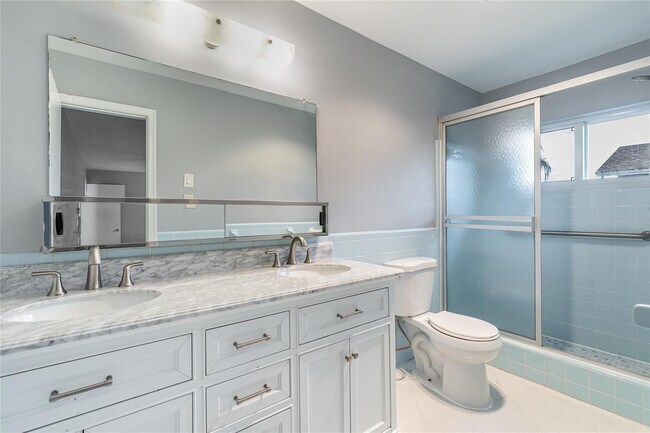 Building Photo - 9608 NW 67th St