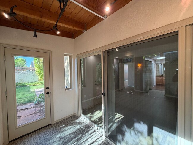 Building Photo - 2 Bedroom Single Story Home Available Near Paseo Del Norte Blvd NE & Wyoming Blvd NE!
