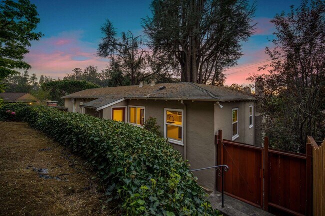 Building Photo - 5608 Colton Blvd
