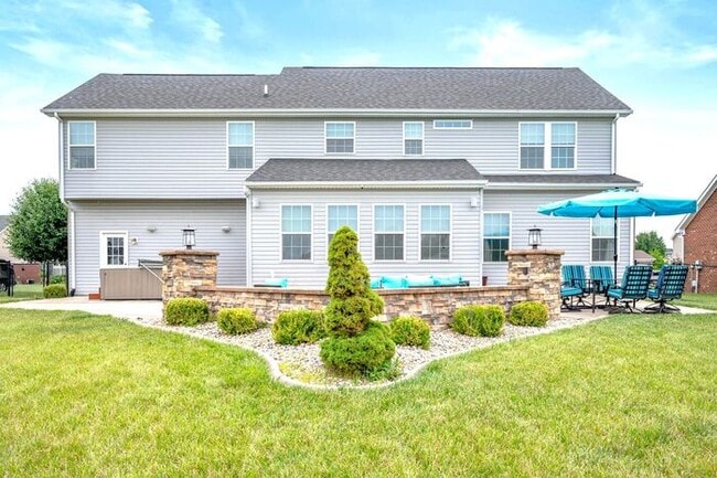 Building Photo - 1143 Hampton Dr