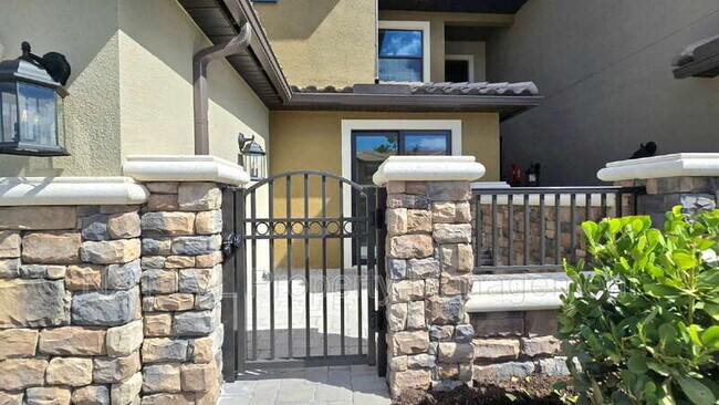 Building Photo - 15319 Lucerna St