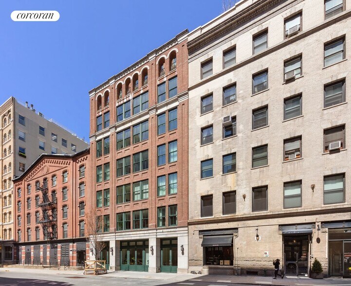 Building Photo - 52 Laight St