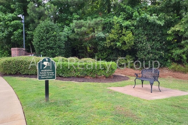 Building Photo - Saluda Springs Townhome