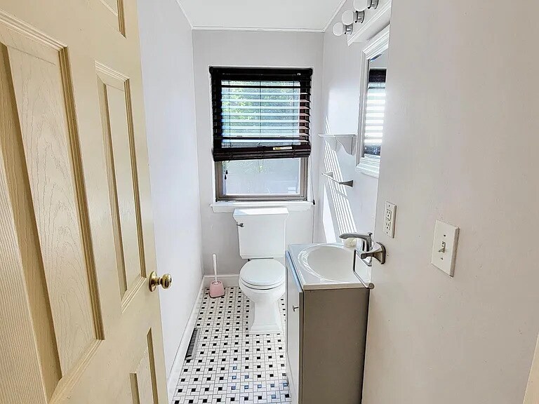 bathroom 1 - 49 Lupine Rd
