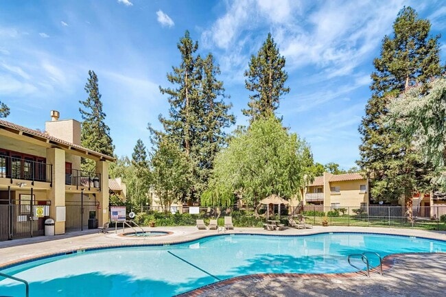 Building Photo - 247 N Capitol Ave