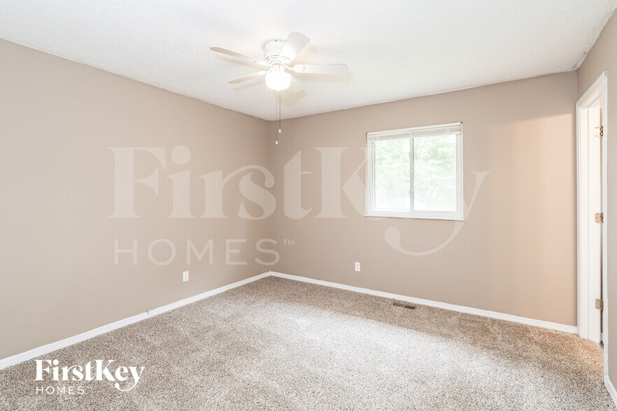 Building Photo - 2112 Farthing Ct