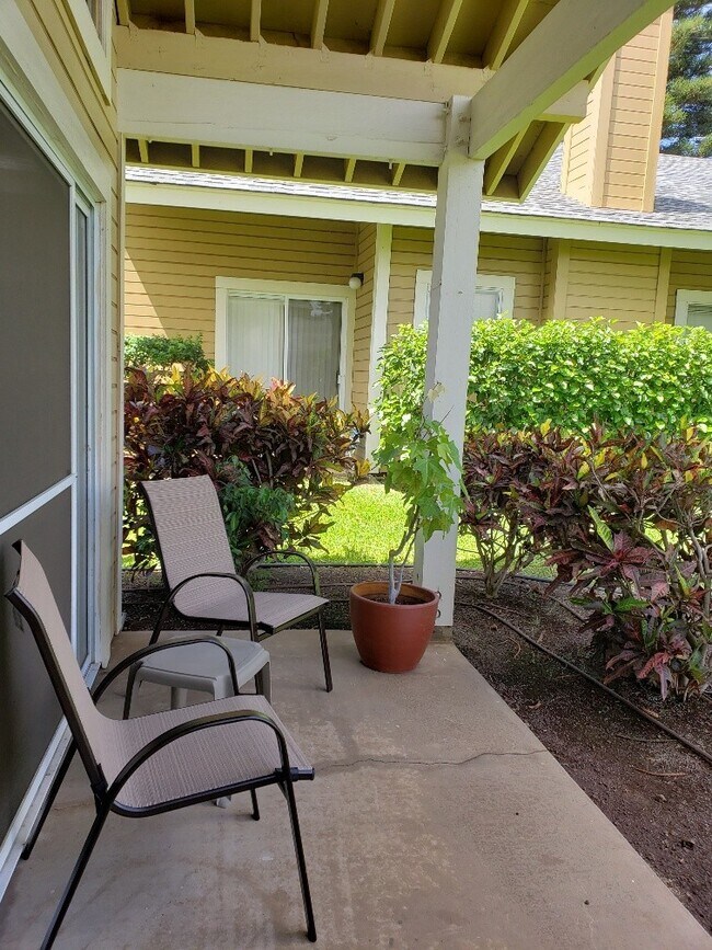 Building Photo - Beautiful Fully Furnished Condo