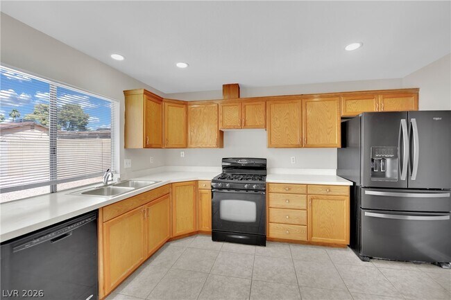 Building Photo - 7156 Enterprise Dr