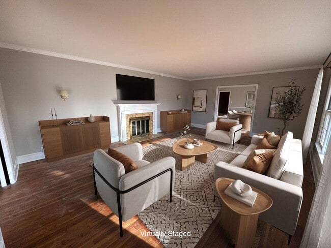 Building Photo - HUGE House near Athens Tech FOR RENT