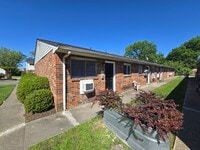 Building Photo - 1814 Williamsburg Rd