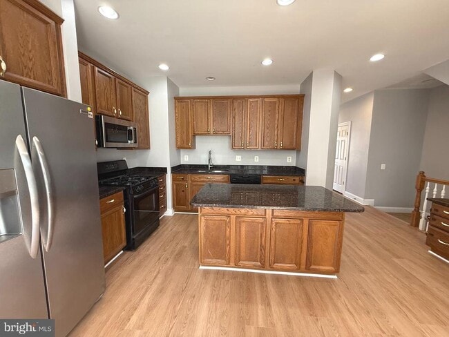 Building Photo - 6866 Witton Cir