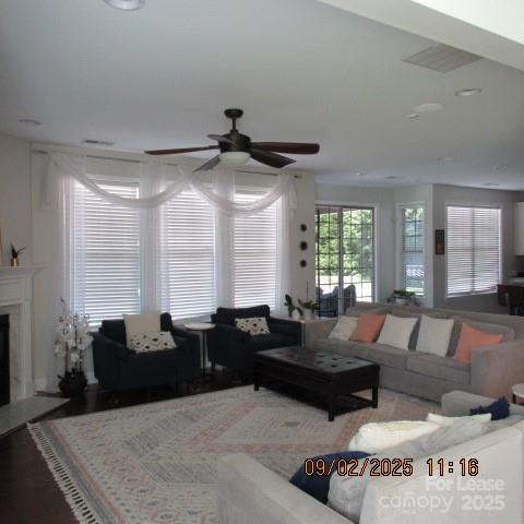 Building Photo - 7314 Vesper Dr