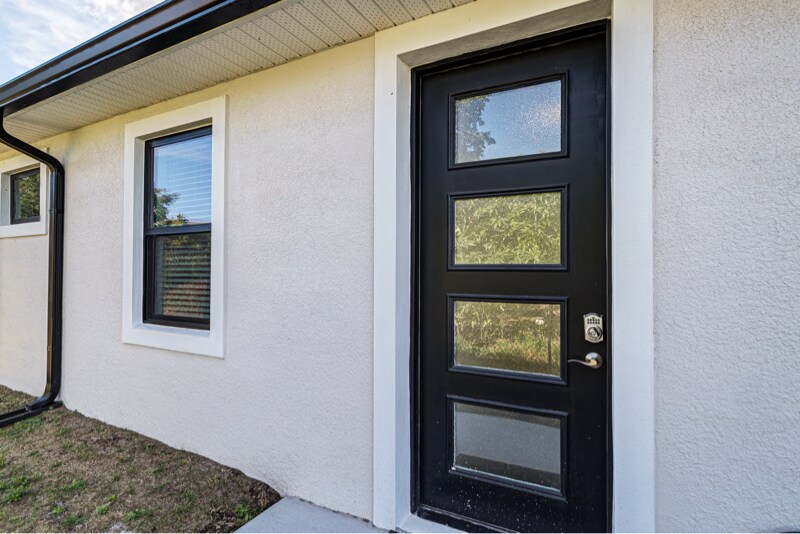 Building Photo - 550 Battle Ave