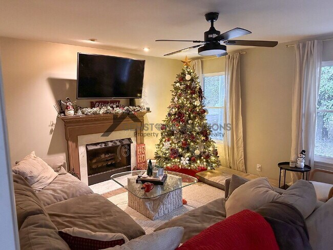 Building Photo - 500 Windy Rd