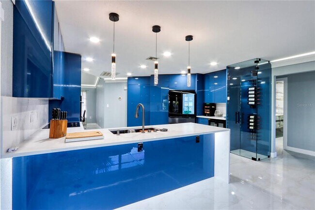 Building Photo - 2500 Rio Lisbo Ct