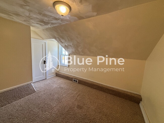 Building Photo - 1350 Shipp Ave