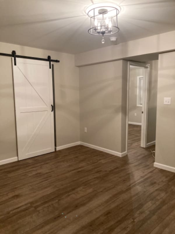 Building Photo - 1050 Stonybridge or Stoneybridge Dr