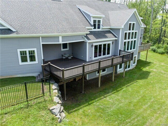 Building Photo - 8861 Shellman Dr