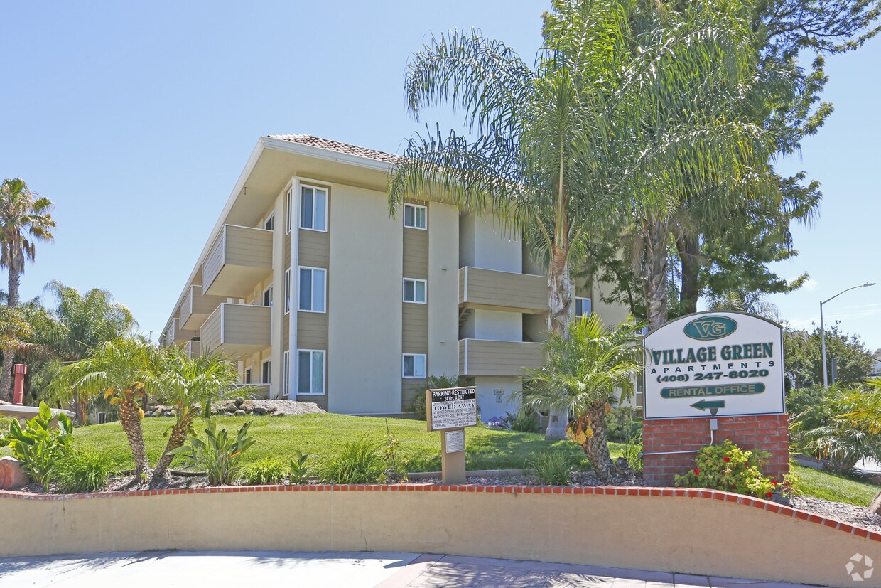 Village Green Apartments Santa Clara