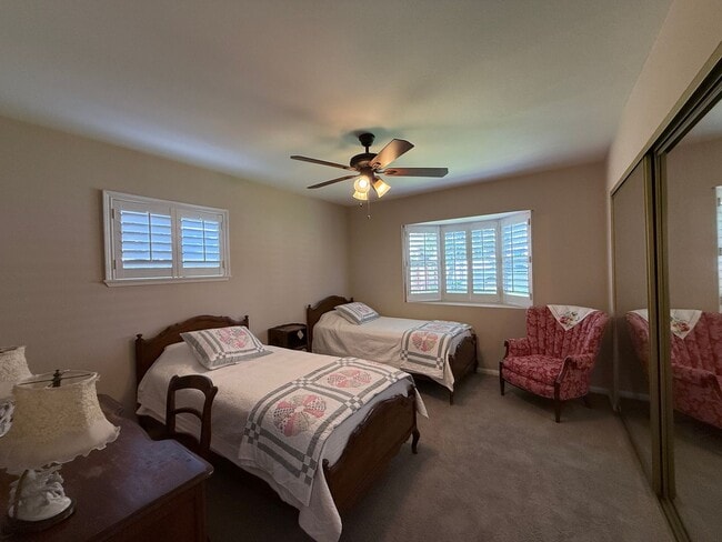 Building Photo - Fully Furnished 4-Bedroom Home in Bay Park...
