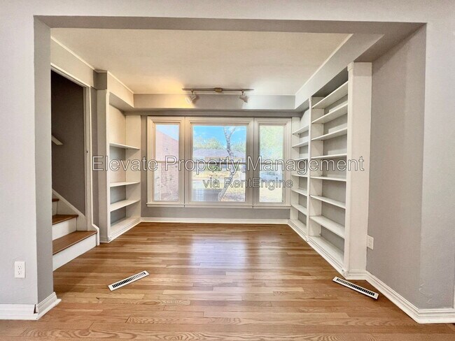Building Photo - 2924 NW 71st St