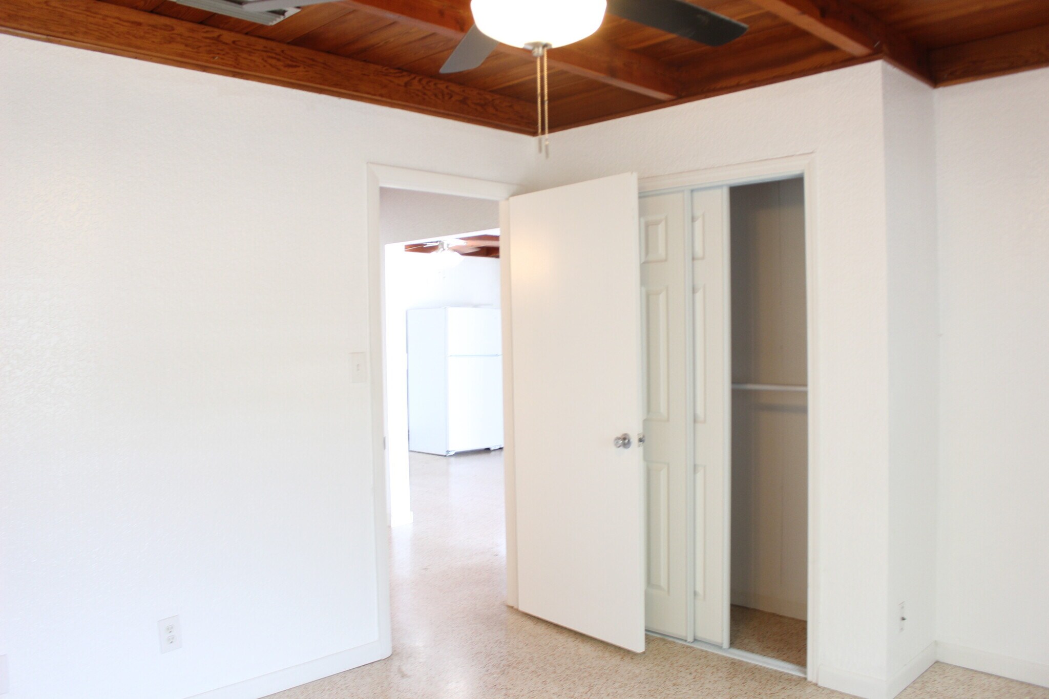 Building Photo - 1215 N Atlantic Ave