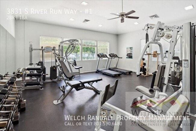 Building Photo - 3831 S River Run Wy