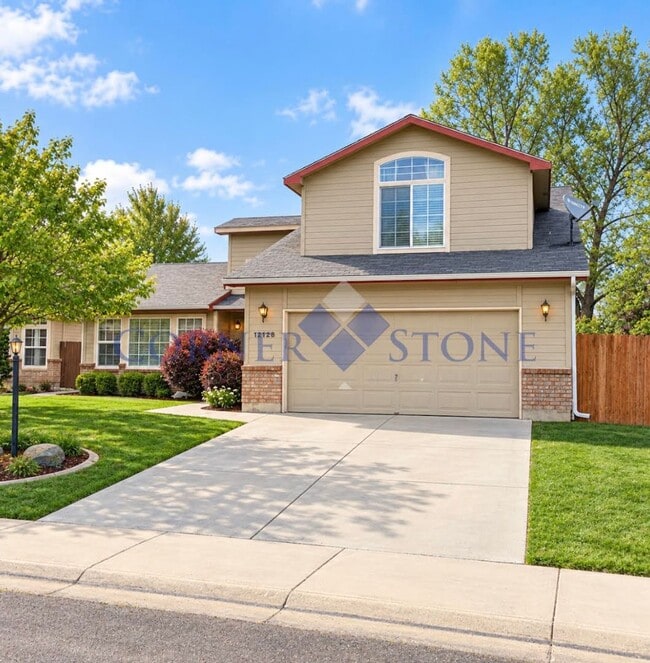Building Photo - 12128 W Emerson Dr