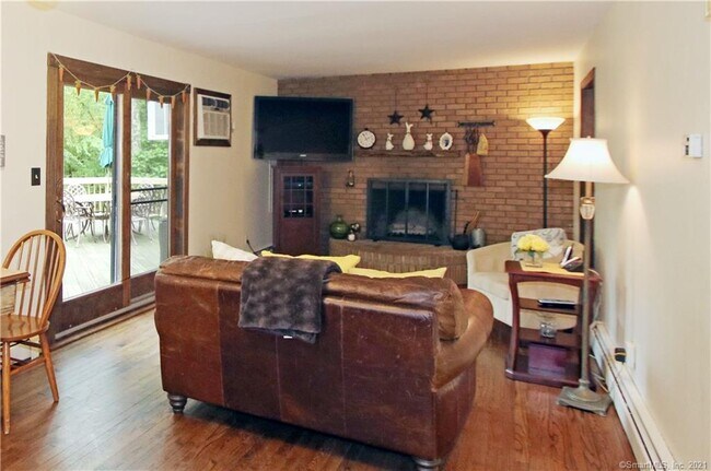 Building Photo - 854 Bullet Hill Rd