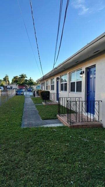 Building Photo - 3085 W Flagler St