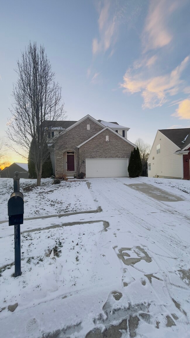 Building Photo - 16300 Brookfield View Ct