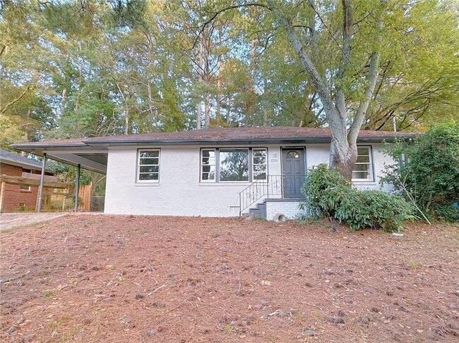 Primary Photo - 2744 Fairlane Dr SE