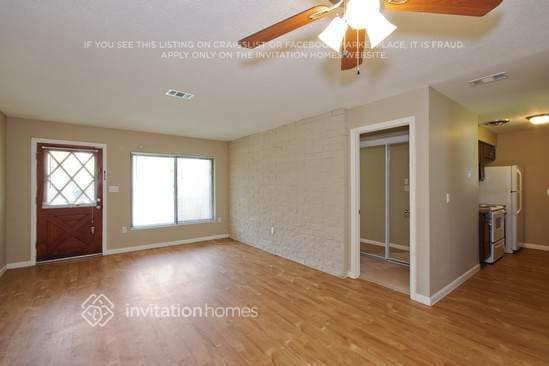 Building Photo - 1709 Idaho Ave