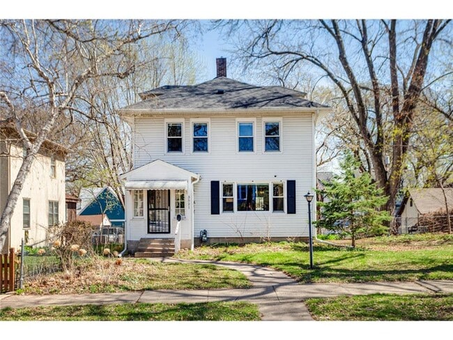 Building Photo - 3521 Girard Ave S