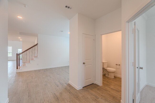 Building Photo - 14606 Daffodil Plains Ln