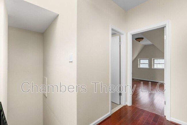 Building Photo - 533 Florida Ave NW