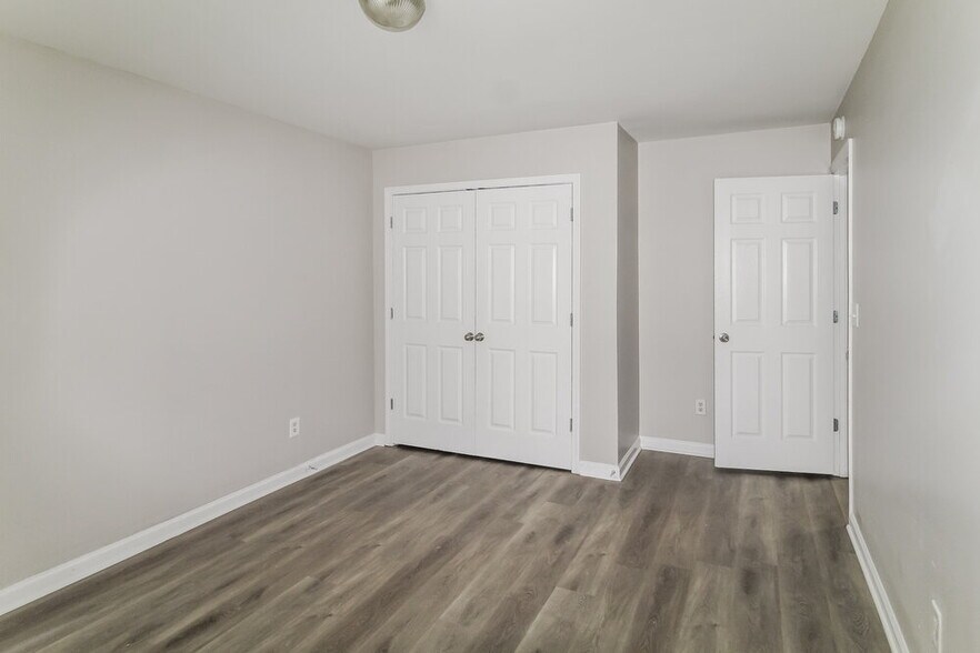 Building Photo - 1471 Ewing Farm Dr