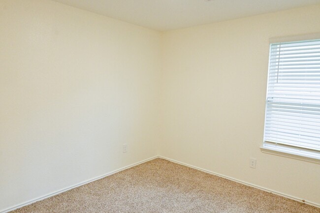 Building Photo - 12302 Rock Basin Dr