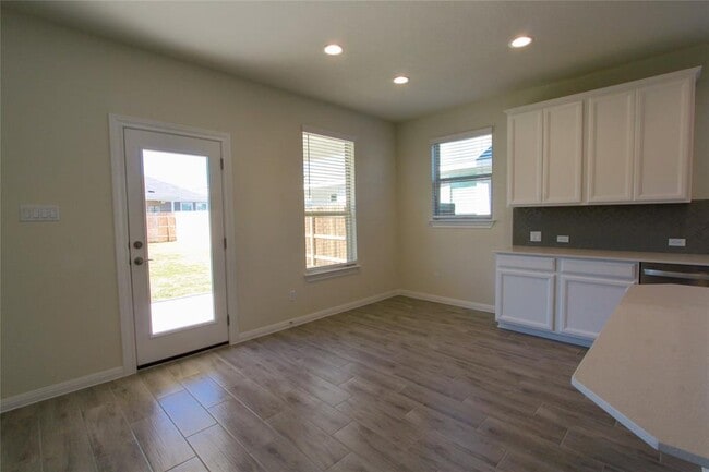 Building Photo - 17004 Alturas Ave